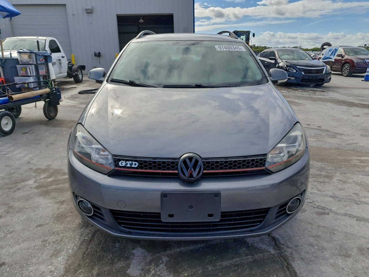 2011 VOLKSWAGEN JETTA TDI photo 5