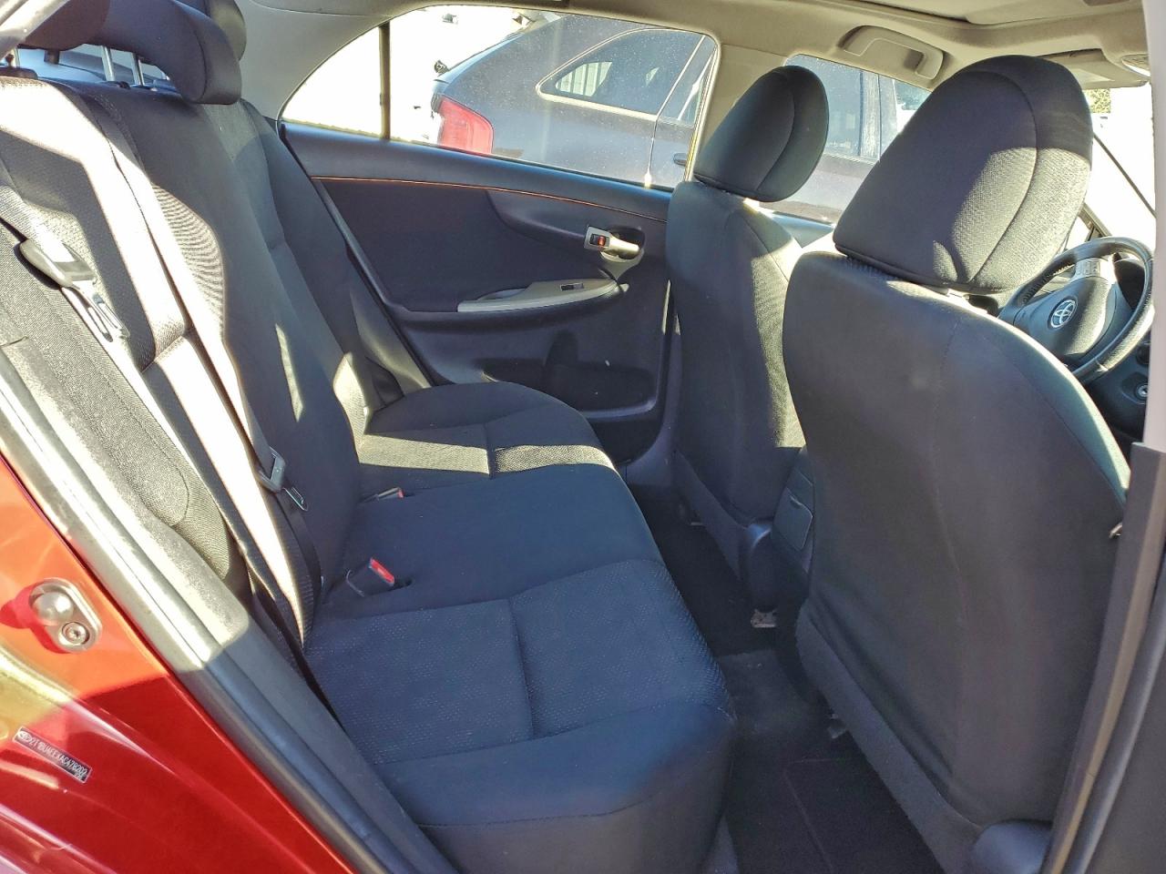 2010 TOYOTA COROLLA BASE photo 19