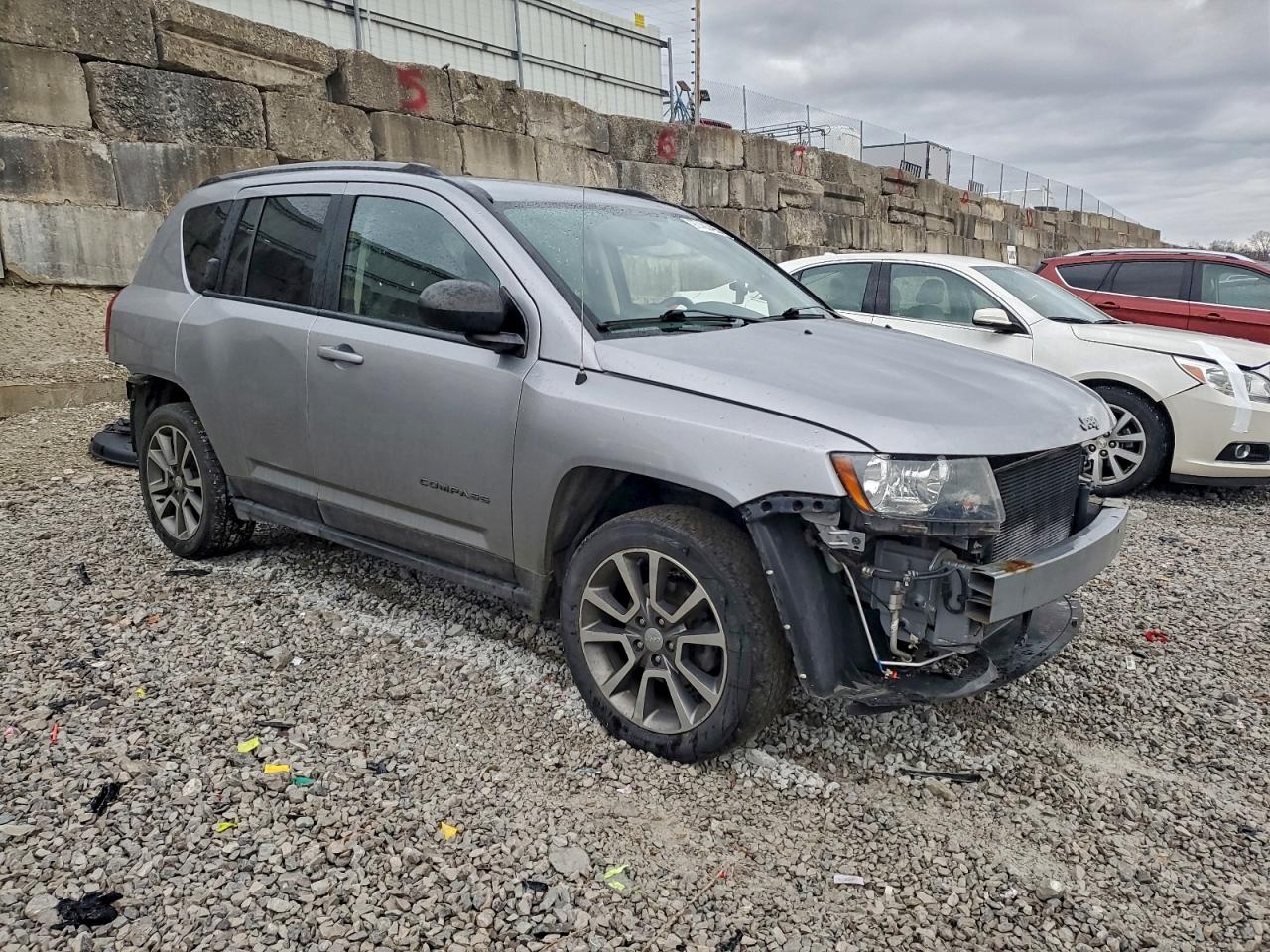 2017 JEEP COMPASS SPORT photo 4