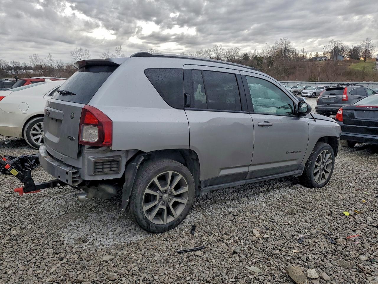 2017 JEEP COMPASS SPORT photo 3