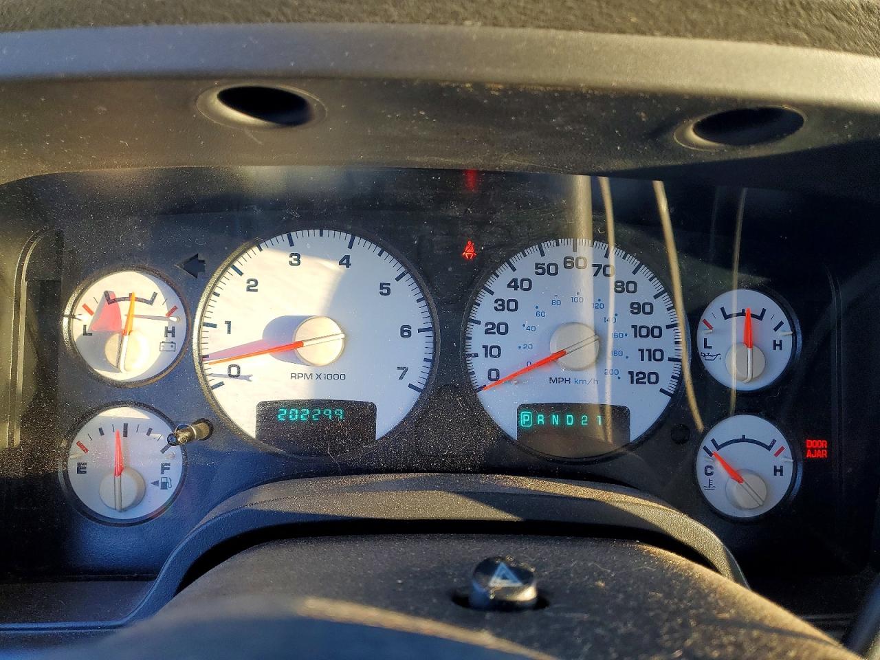 2003 DODGE RAM 1500 ST photo 9