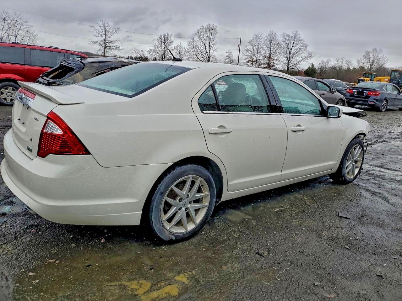2010 FORD FUSION SEL photo 3