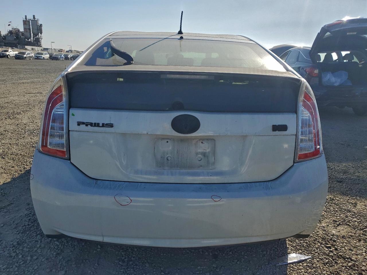 2012 TOYOTA PRIUS photo 6