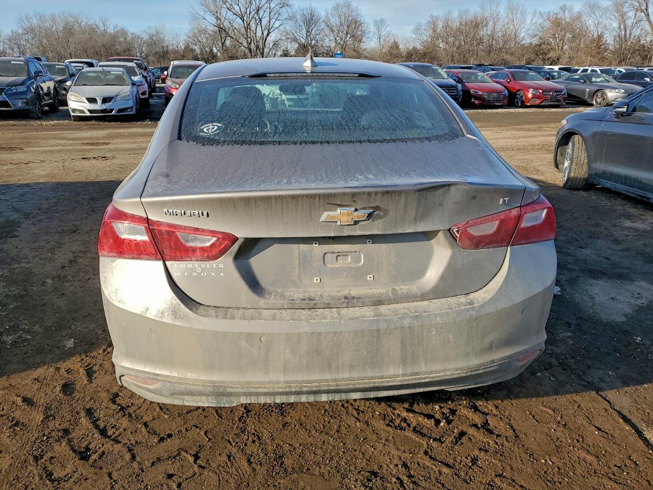 2024 CHEVROLET MALIBU LT photo 6