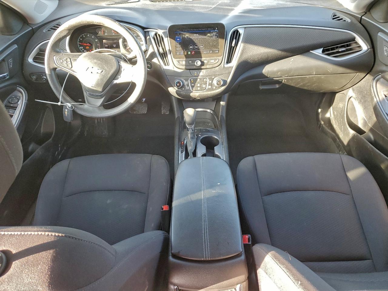 2024 CHEVROLET MALIBU LT photo 8