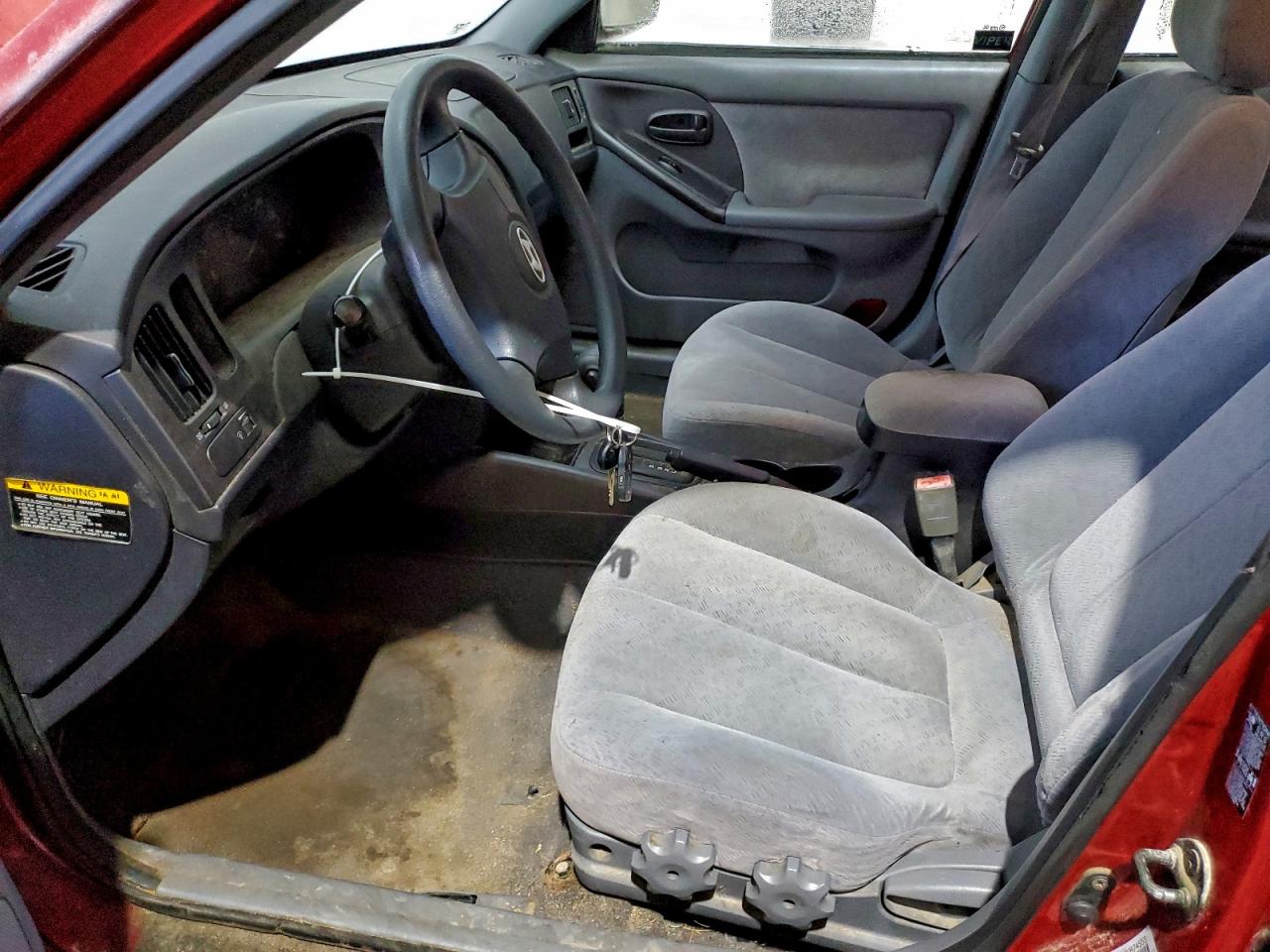 2004 HYUNDAI ELANTRA GLS photo 7