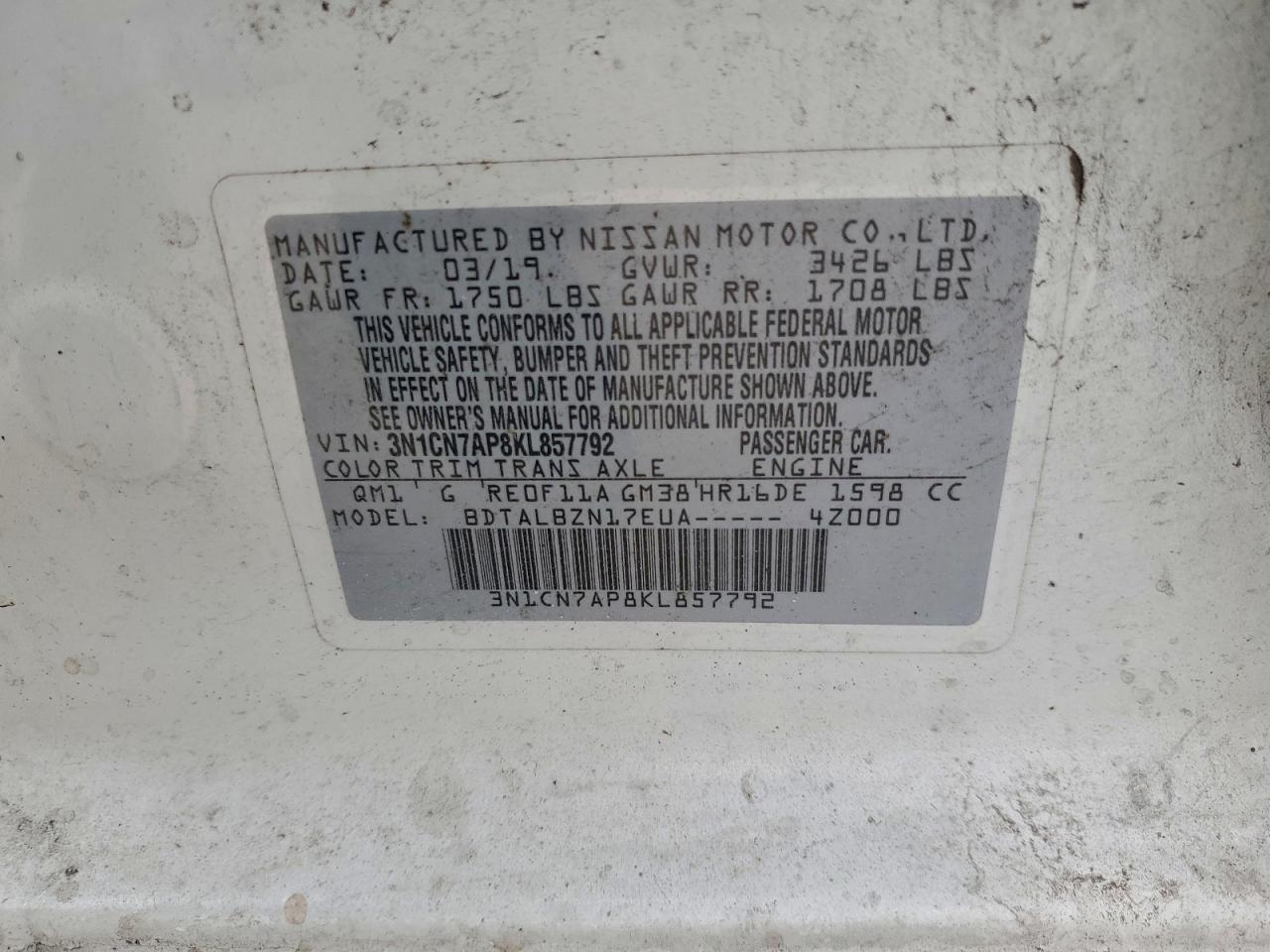 2019 NISSAN VERSA S photo 12