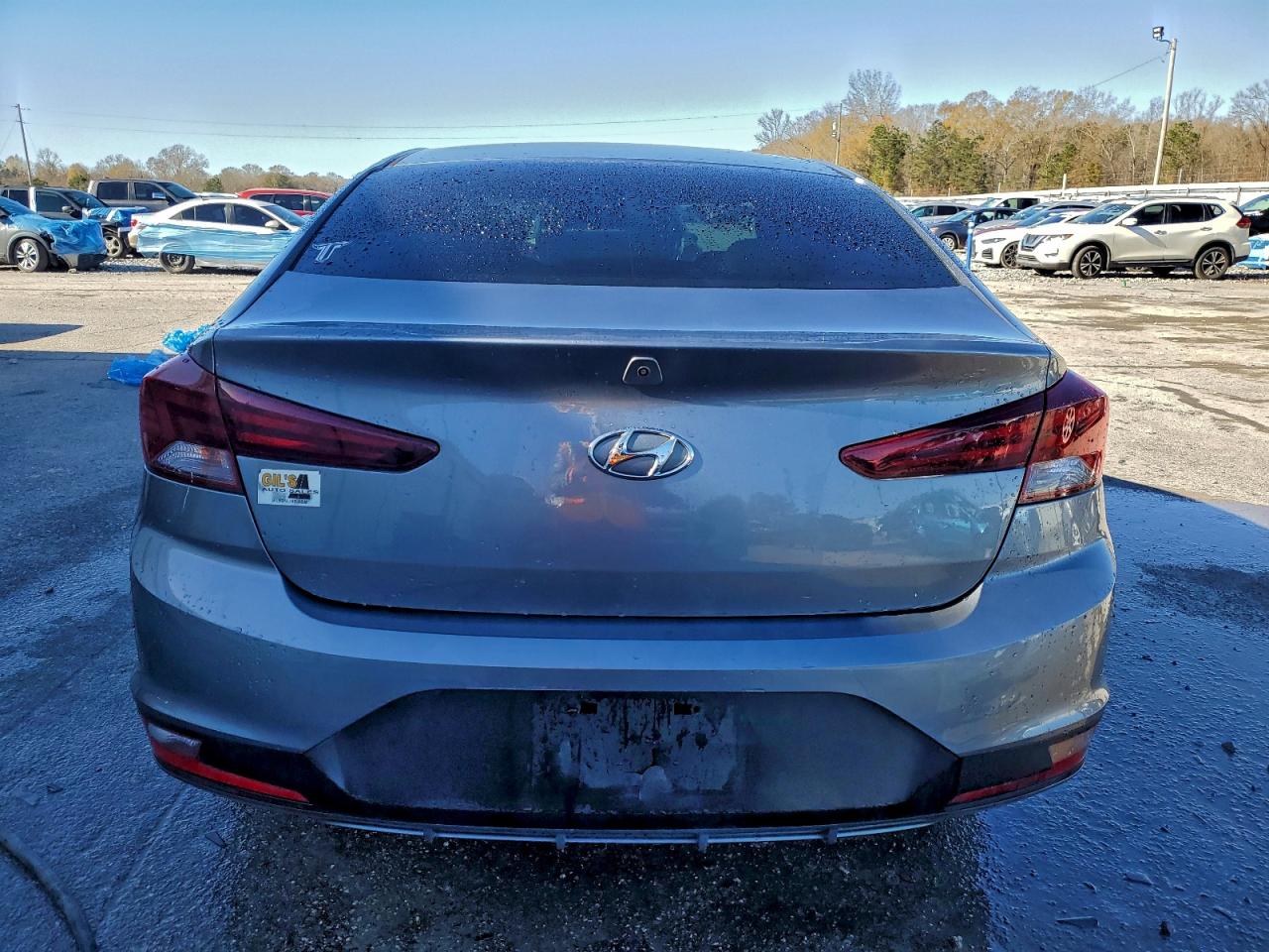 2019 HYUNDAI ELANTRA SE photo 6