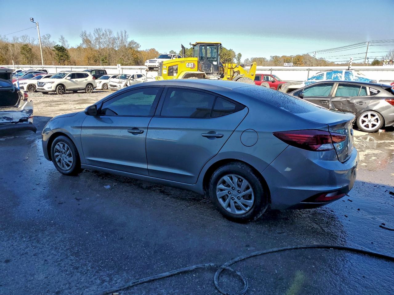 2019 HYUNDAI ELANTRA SE photo 2