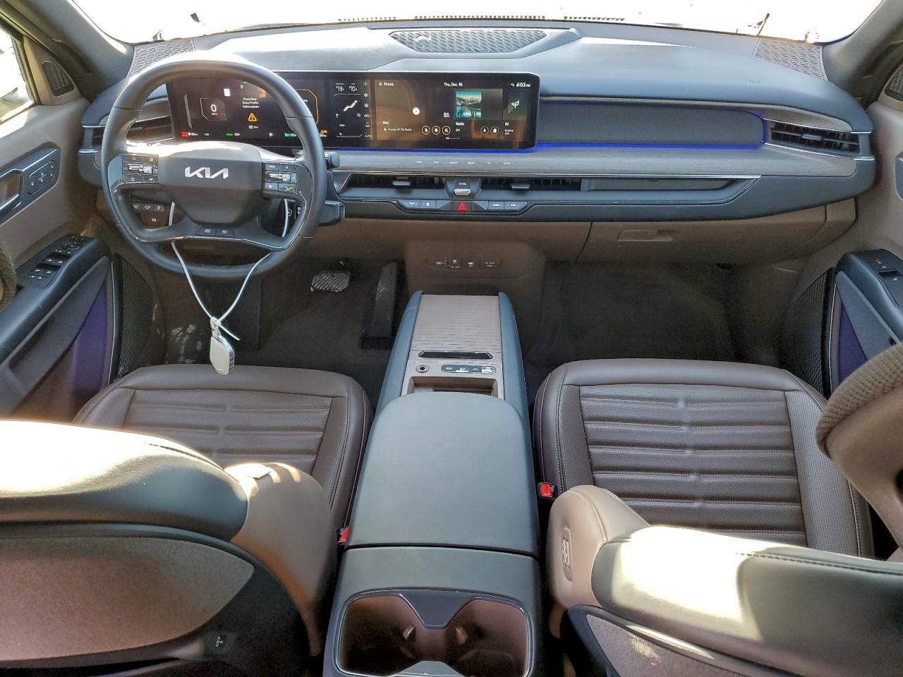 2024 KIA EV9 LAND photo 8