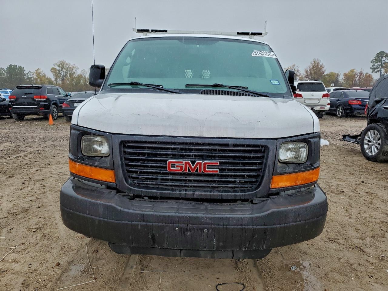 2013 GMC SAVANA G2500 photo 5