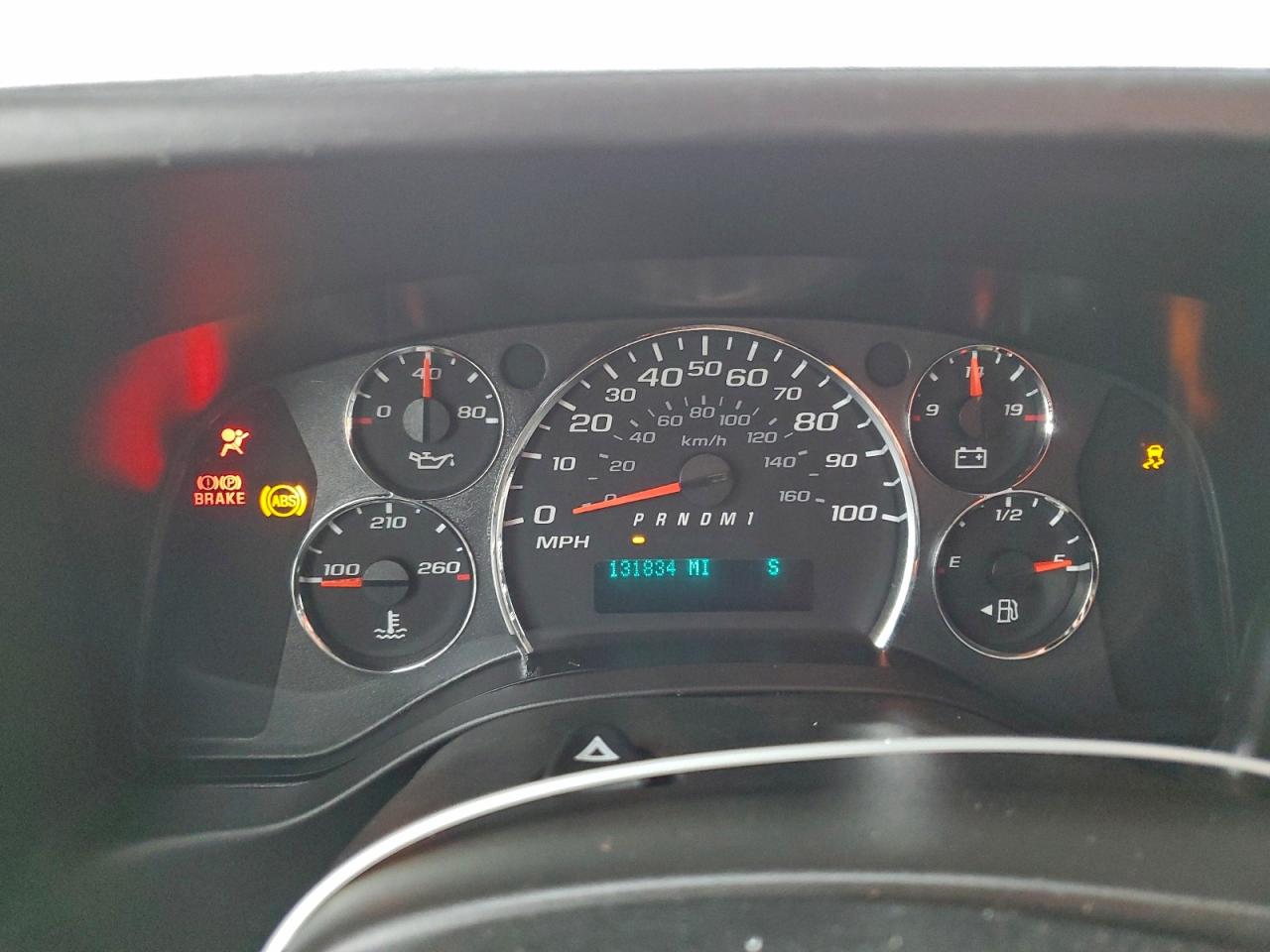 2013 GMC SAVANA G2500 photo 9