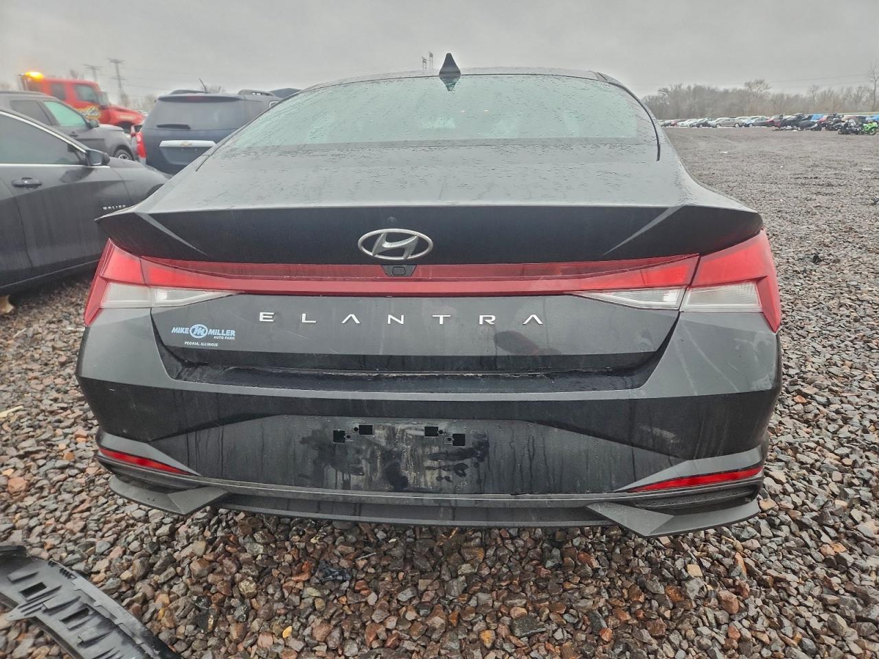 2023 HYUNDAI ELANTRA SEL photo 6