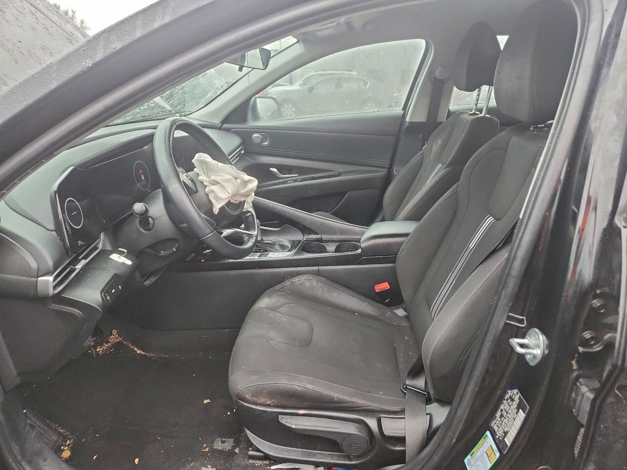2023 HYUNDAI ELANTRA SEL photo 7