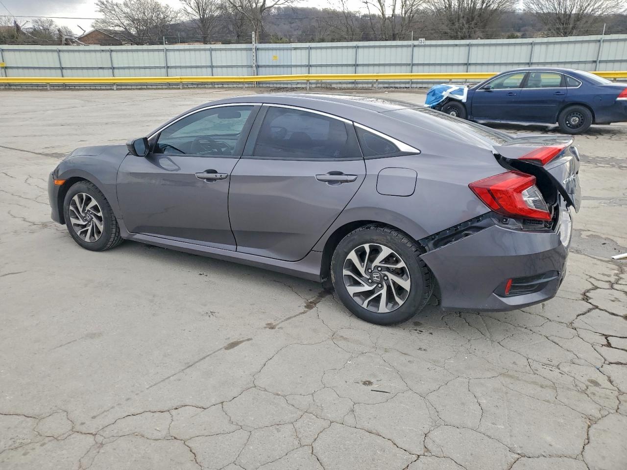 2016 HONDA CIVIC EX photo 2
