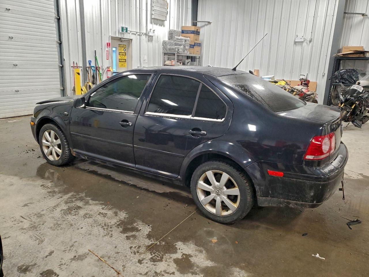 2008 VOLKSWAGEN CITY JETTA photo 2