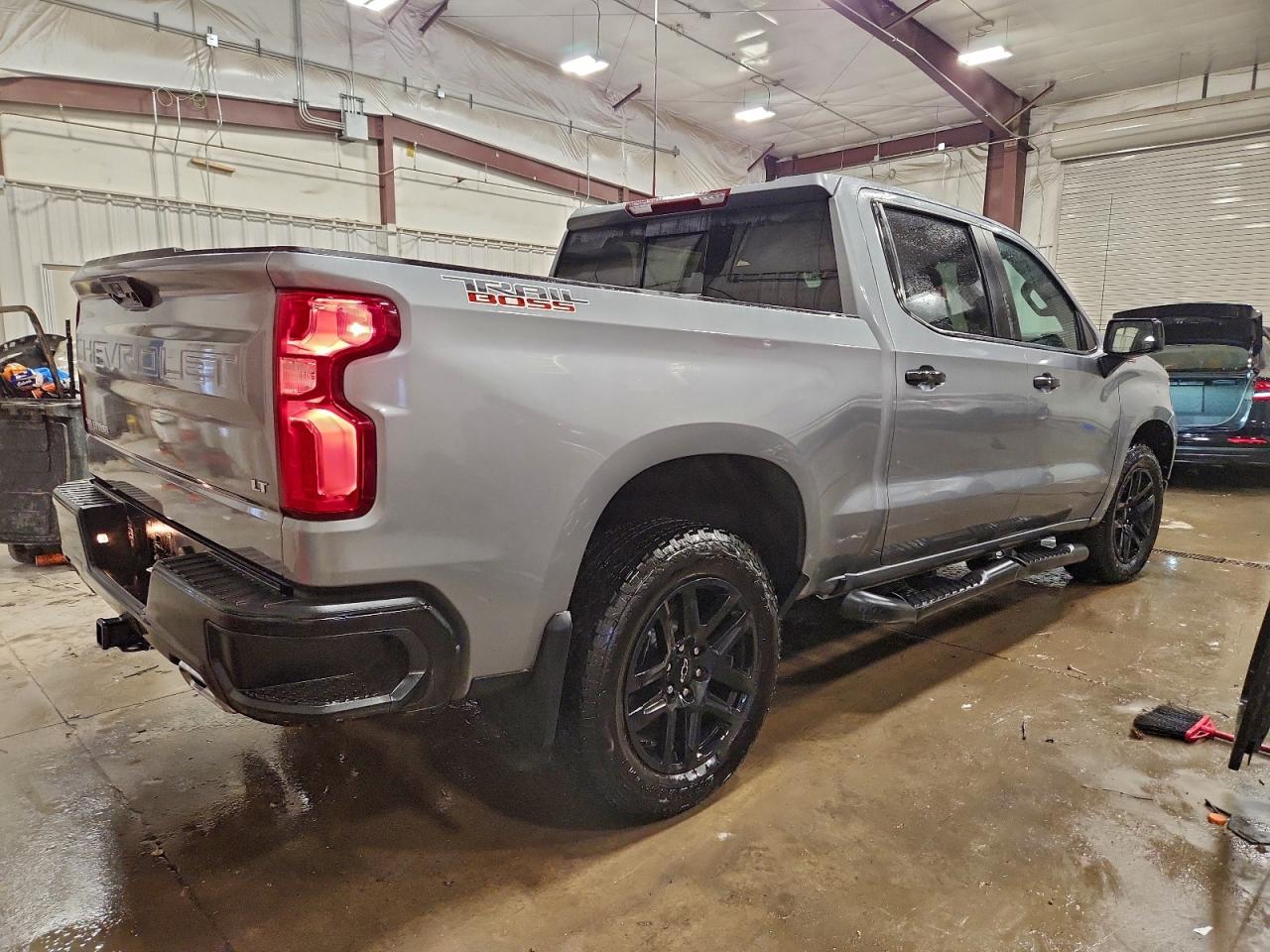2025 CHEVROLET SILVERADO K1500 LT TRAIL BOSS photo 3