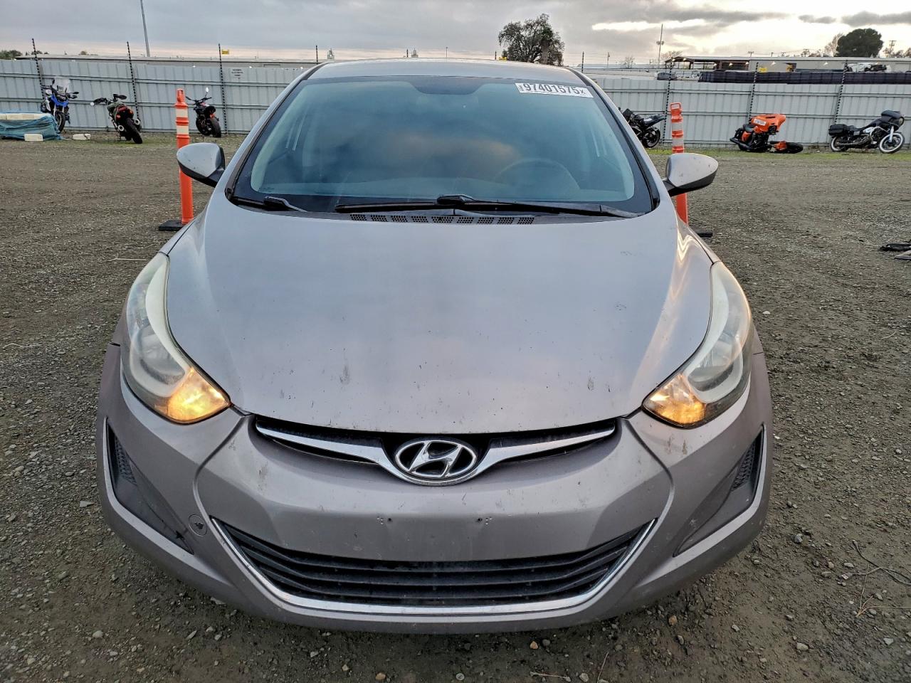 2016 HYUNDAI ELANTRA SE photo 5