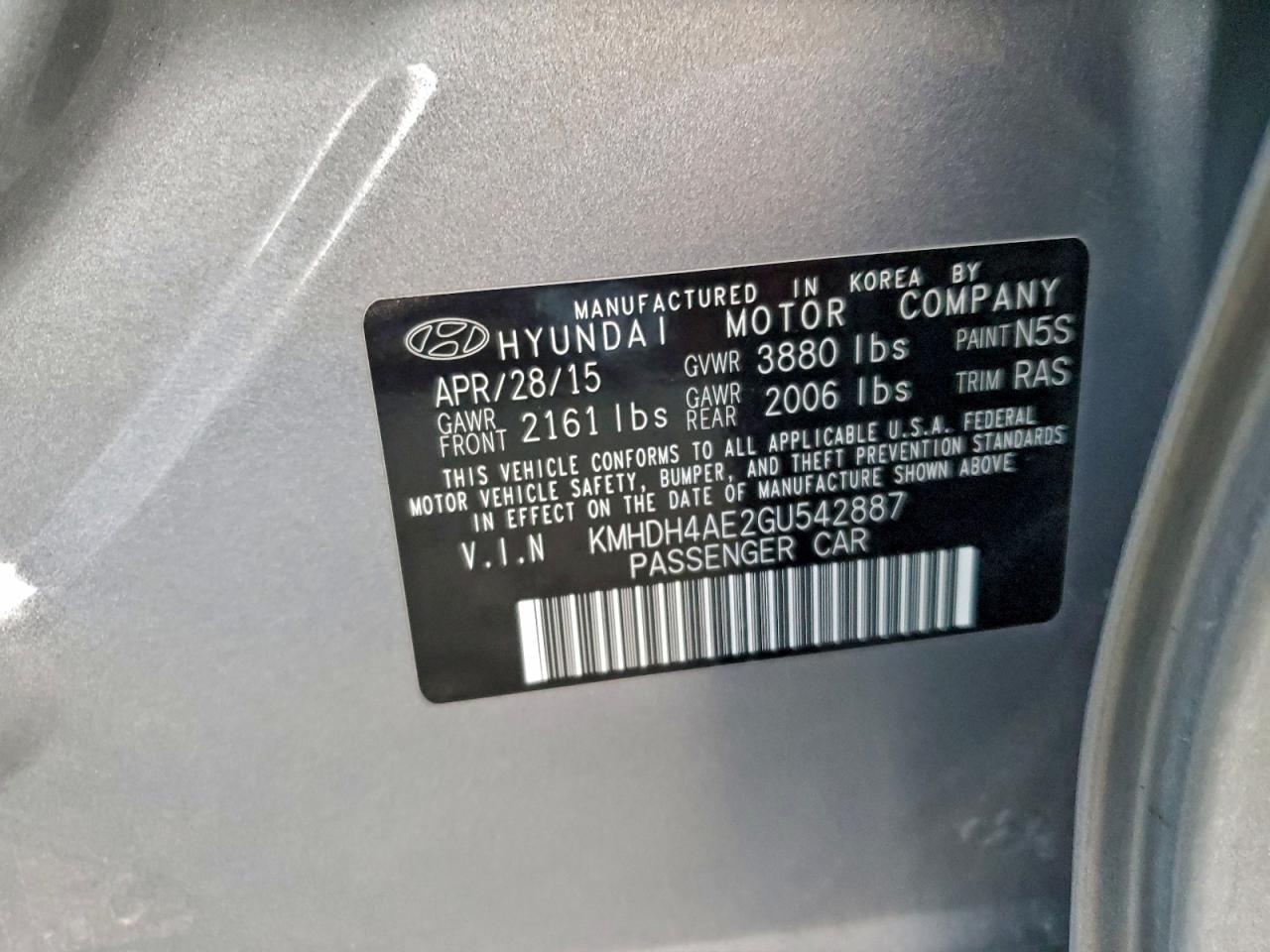 2016 HYUNDAI ELANTRA SE photo 12