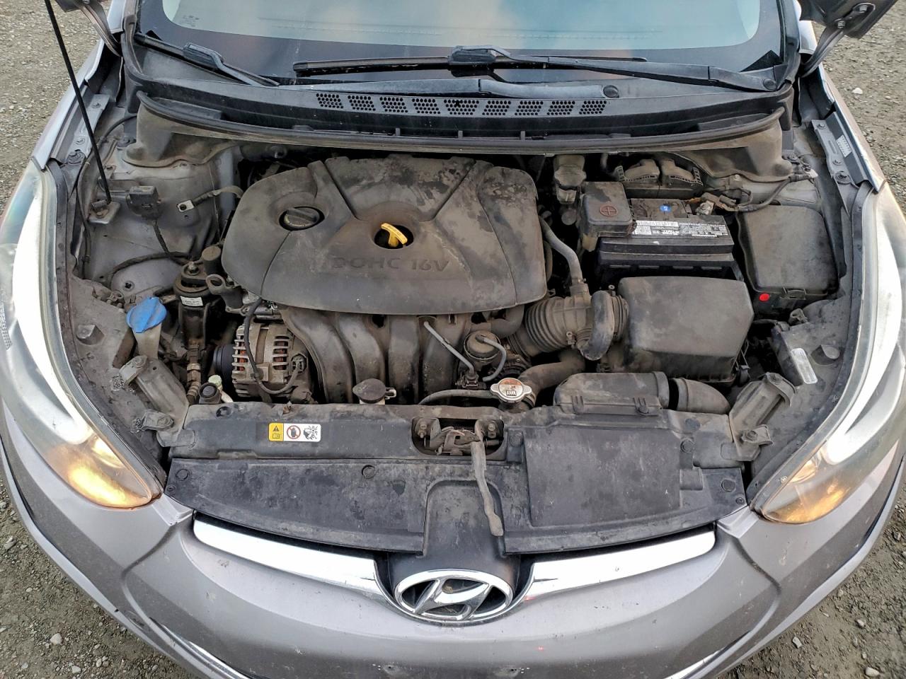 2016 HYUNDAI ELANTRA SE photo 11