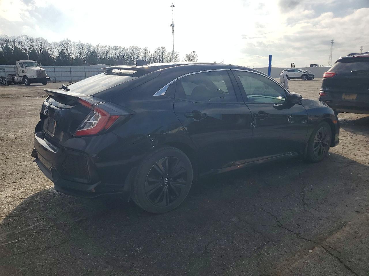 2017 HONDA CIVIC EX photo 3