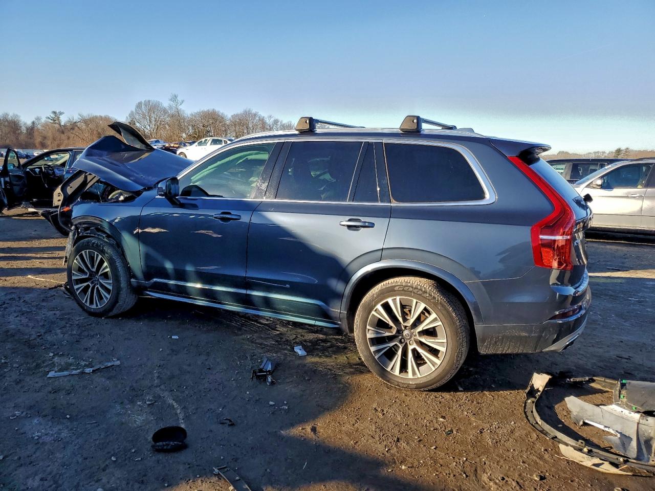 2021 VOLVO XC90 T5 MOMENTUM photo 2