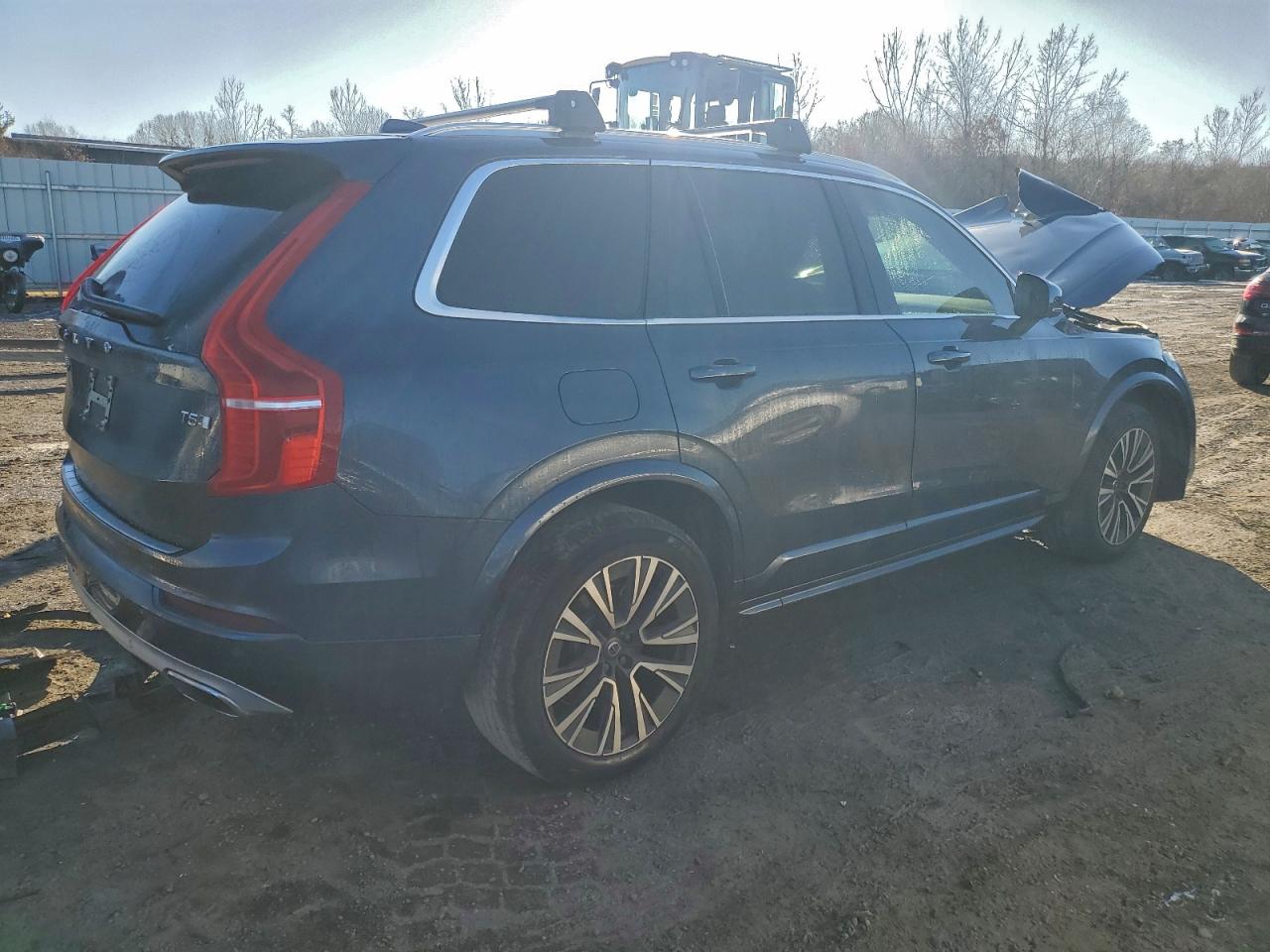 2021 VOLVO XC90 T5 MOMENTUM photo 3