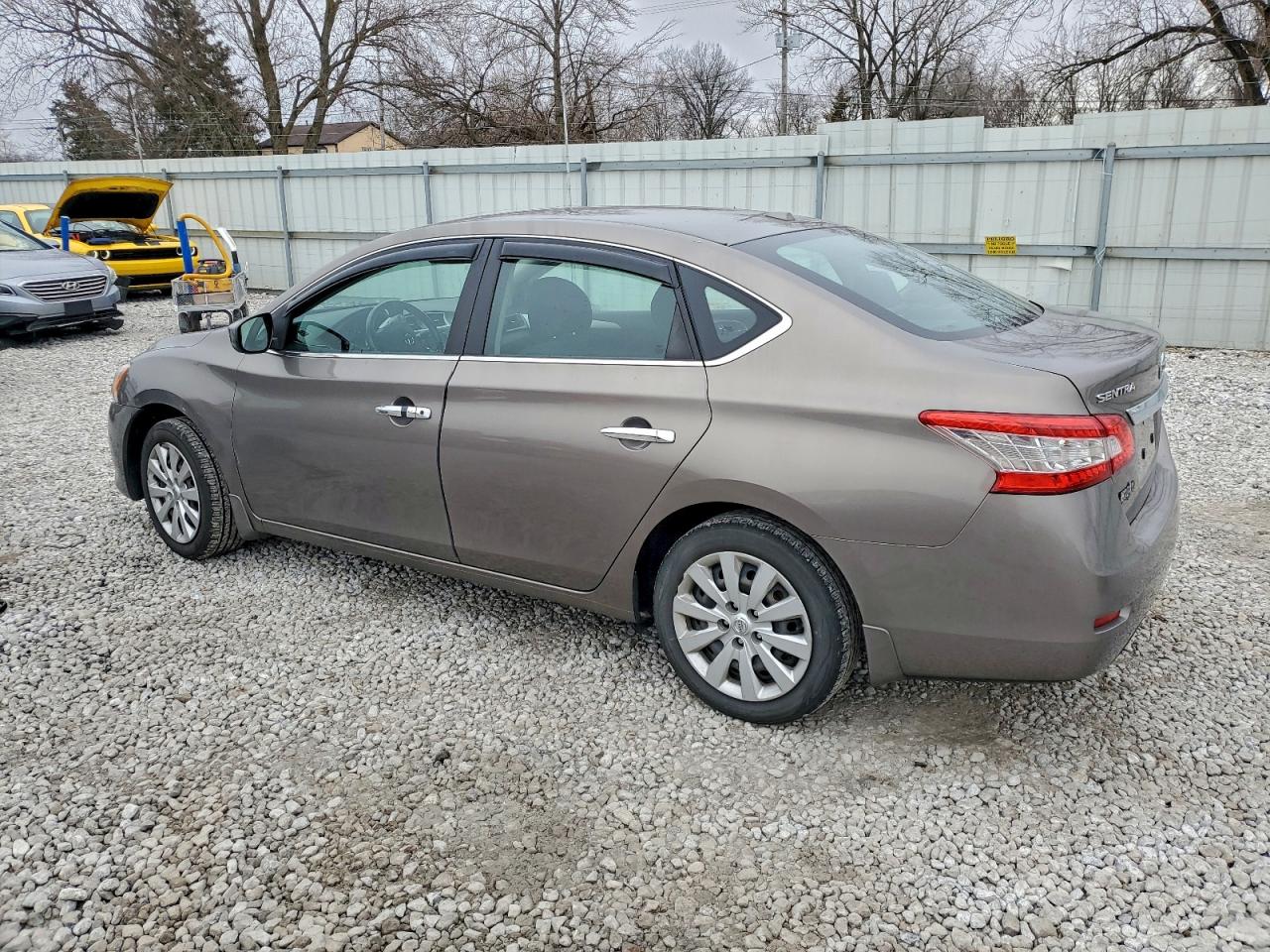2015 NISSAN SENTRA S photo 2