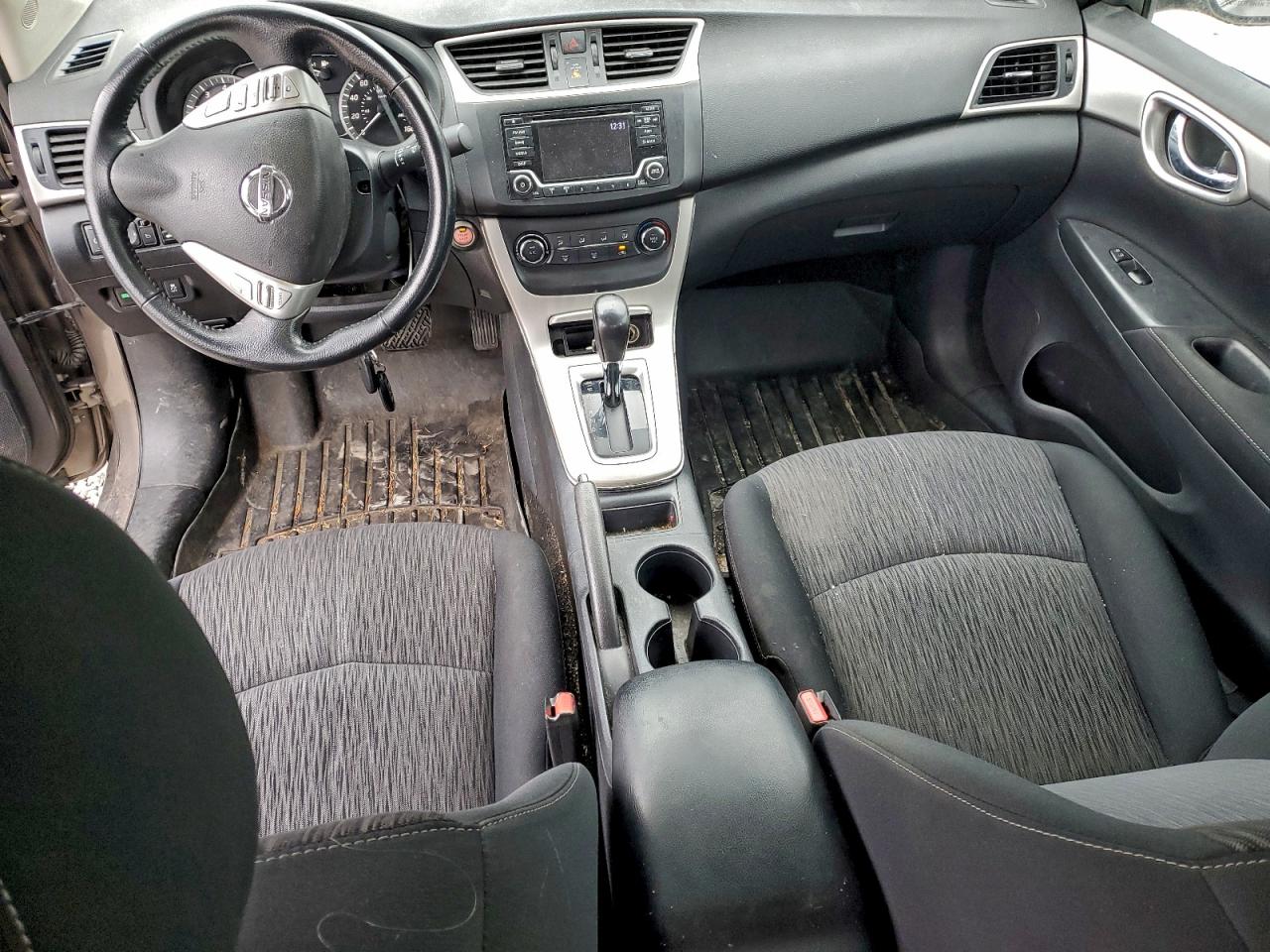 2015 NISSAN SENTRA S photo 8