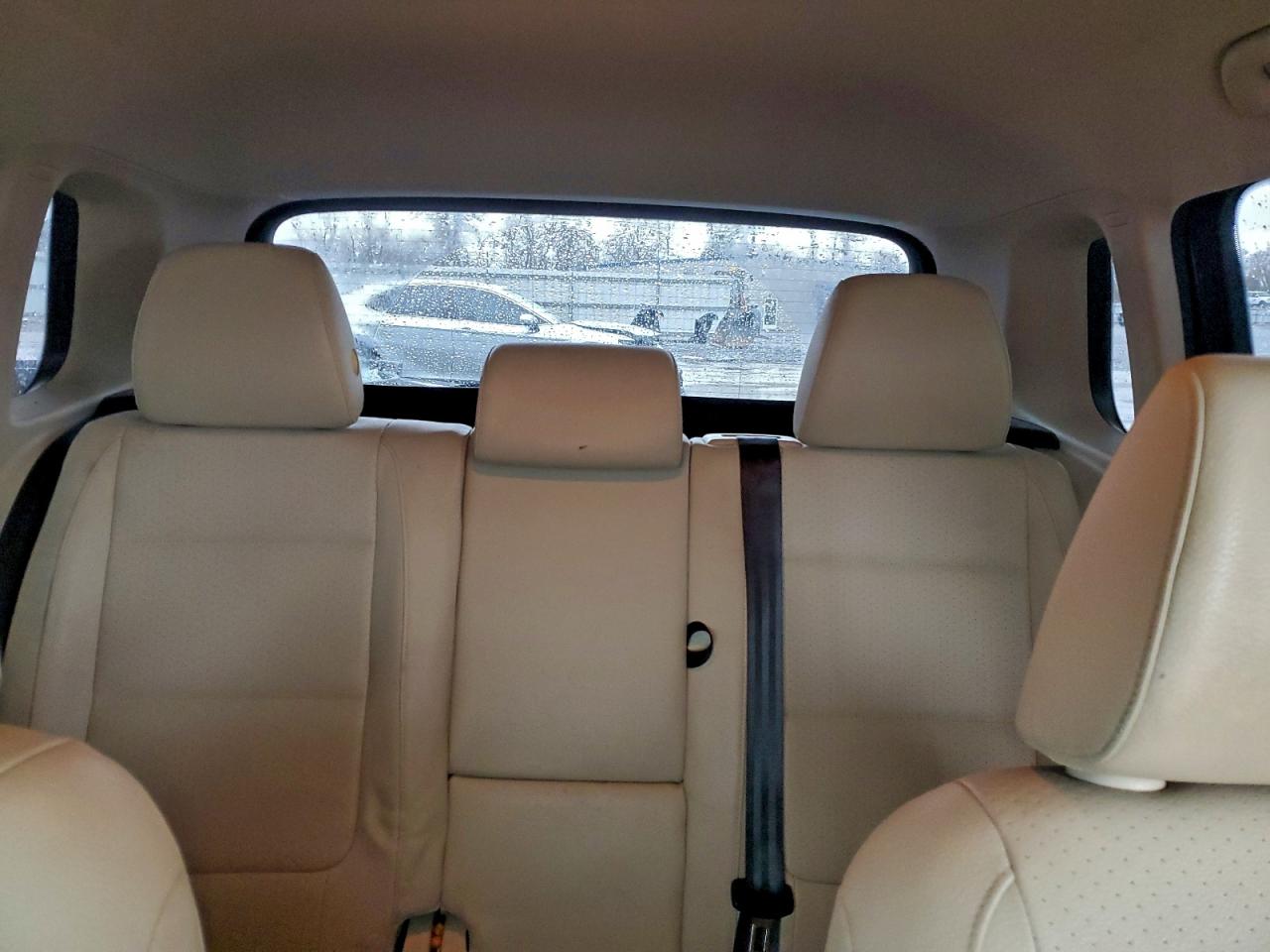 2016 VOLKSWAGEN TIGUAN S photo 10