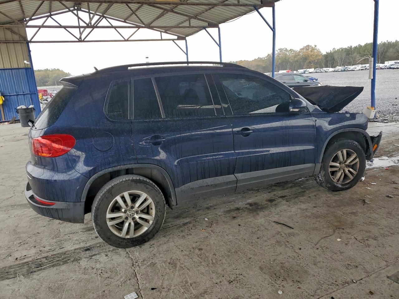 2016 VOLKSWAGEN TIGUAN S photo 3