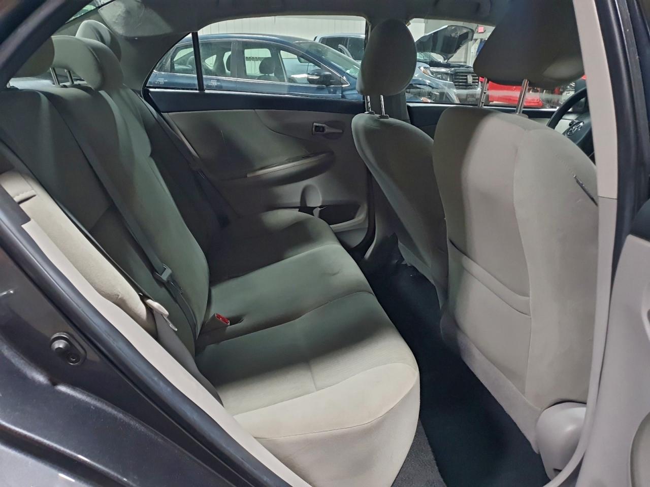 2013 TOYOTA COROLLA BASE photo 10
