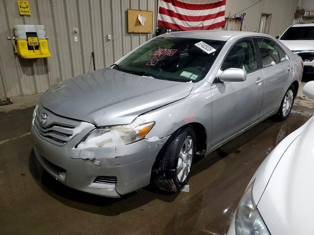 2010 TOYOTA CAMRY