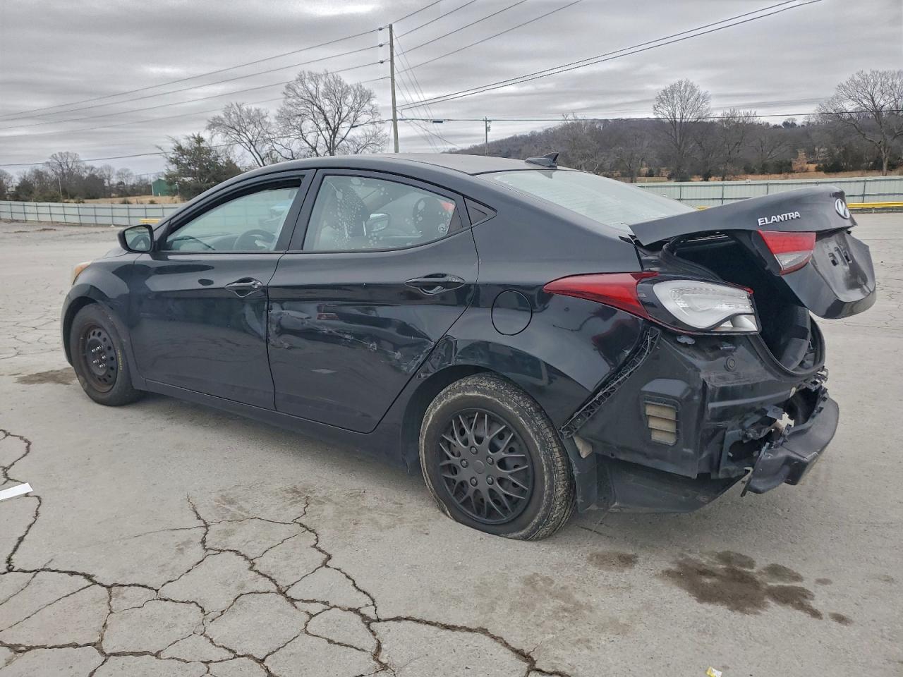 2016 HYUNDAI ELANTRA SE photo 2