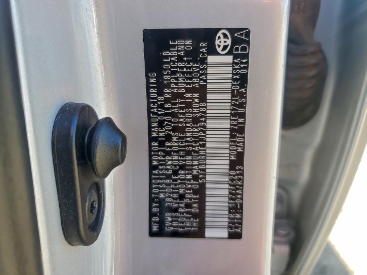 2018 TOYOTA COROLLA L photo 12