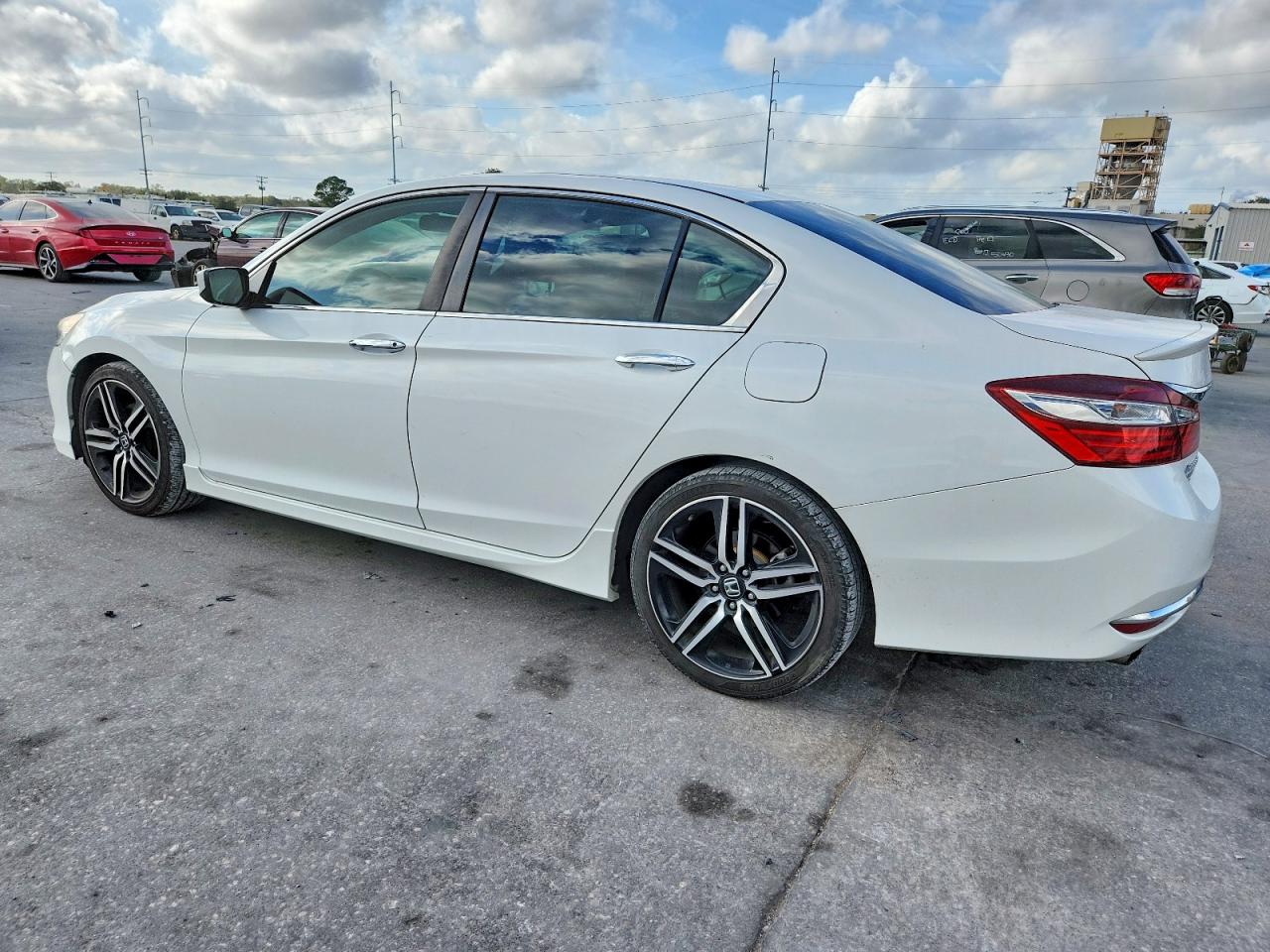 2016 HONDA ACCORD SPORT photo 4