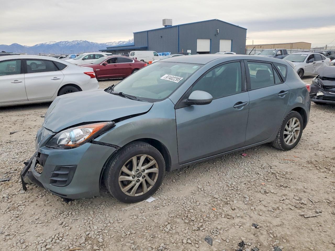 2013 MAZDA 3