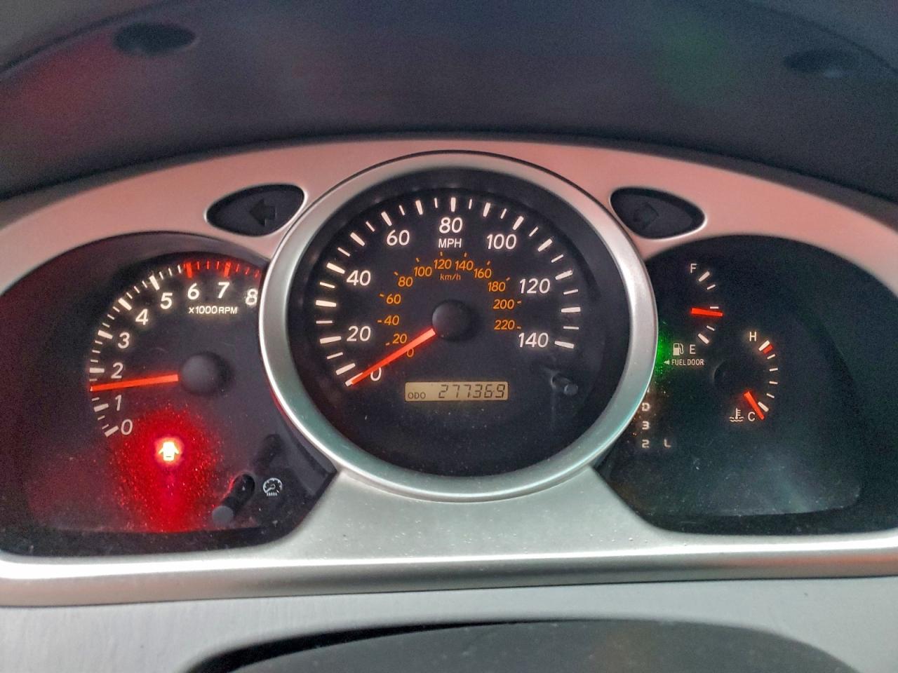 2005 TOYOTA HIGHLANDER LIMITED photo 9