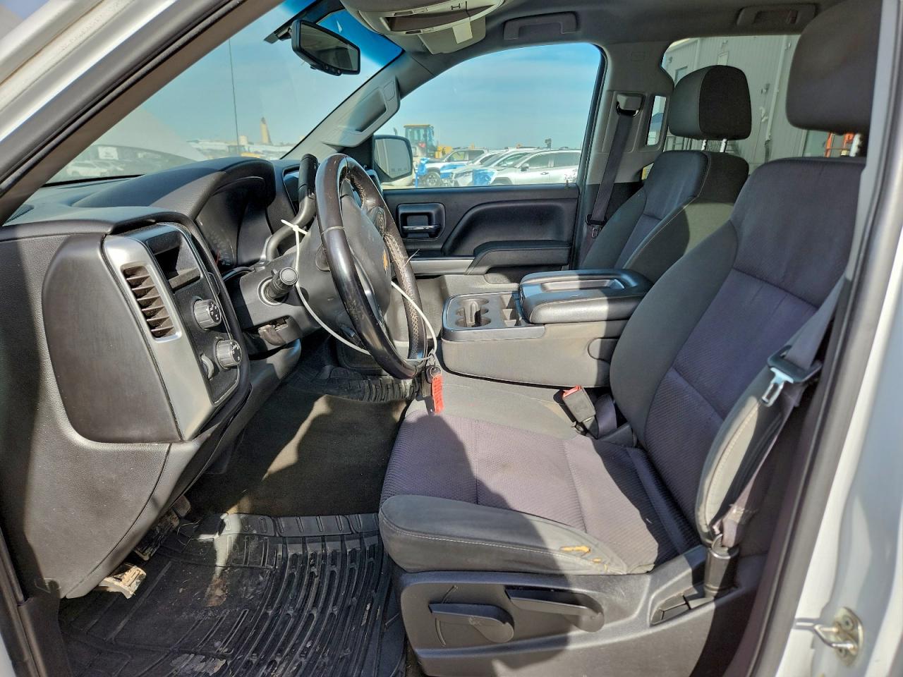 2015 CHEVROLET SILVERADO K1500 LT photo 13