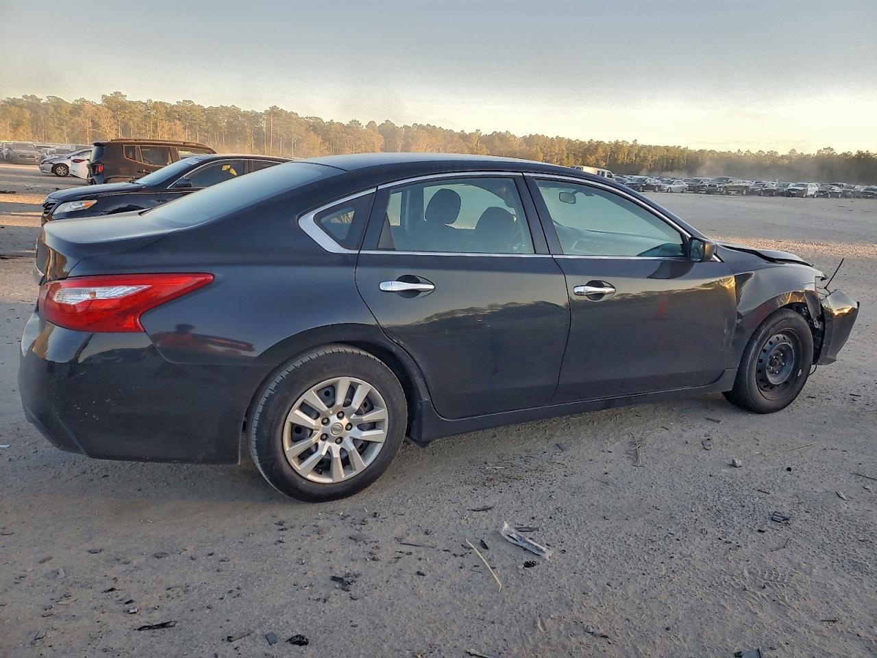 2016 NISSAN ALTIMA 2.5 photo 3