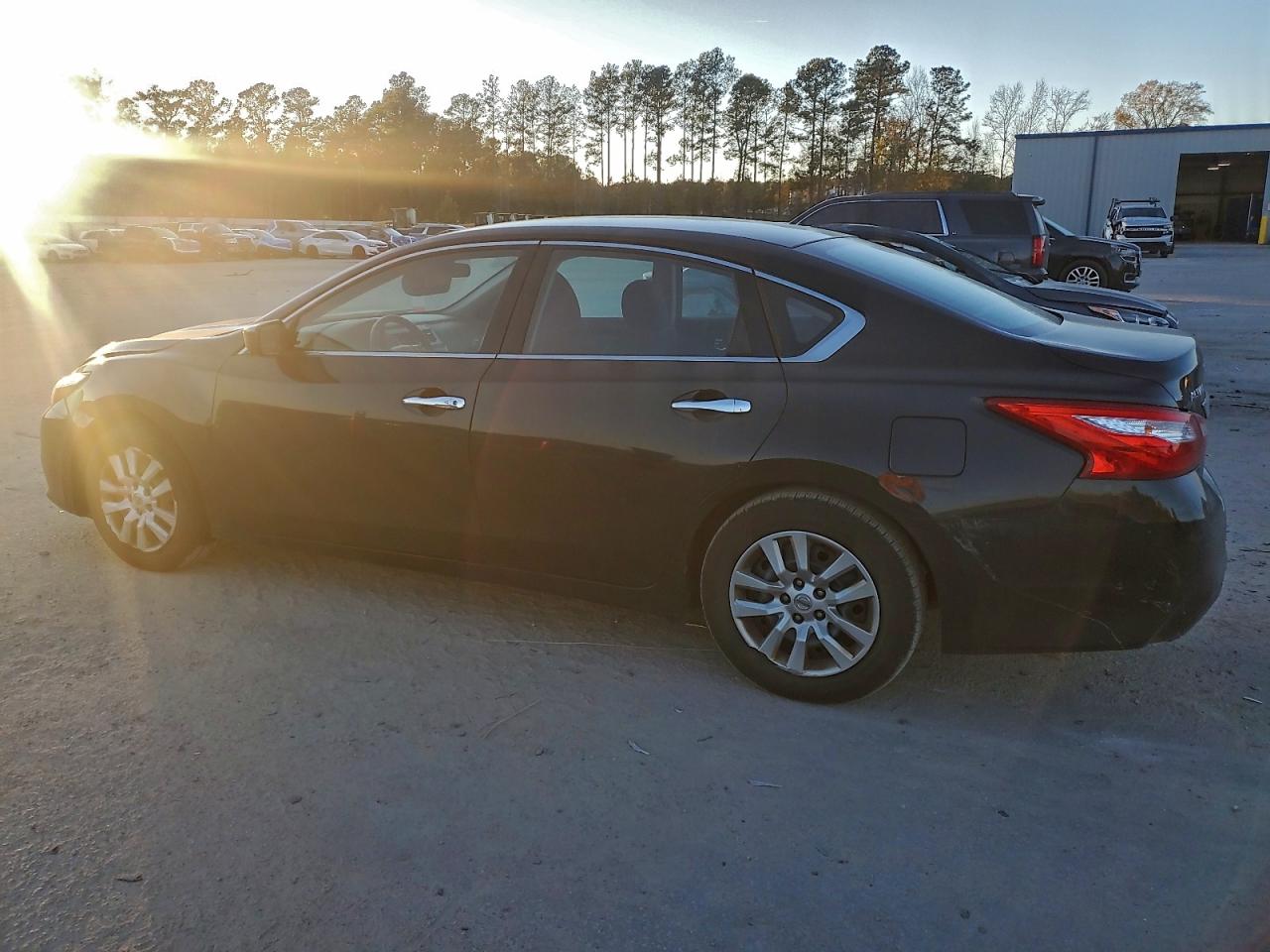 2016 NISSAN ALTIMA 2.5 photo 2