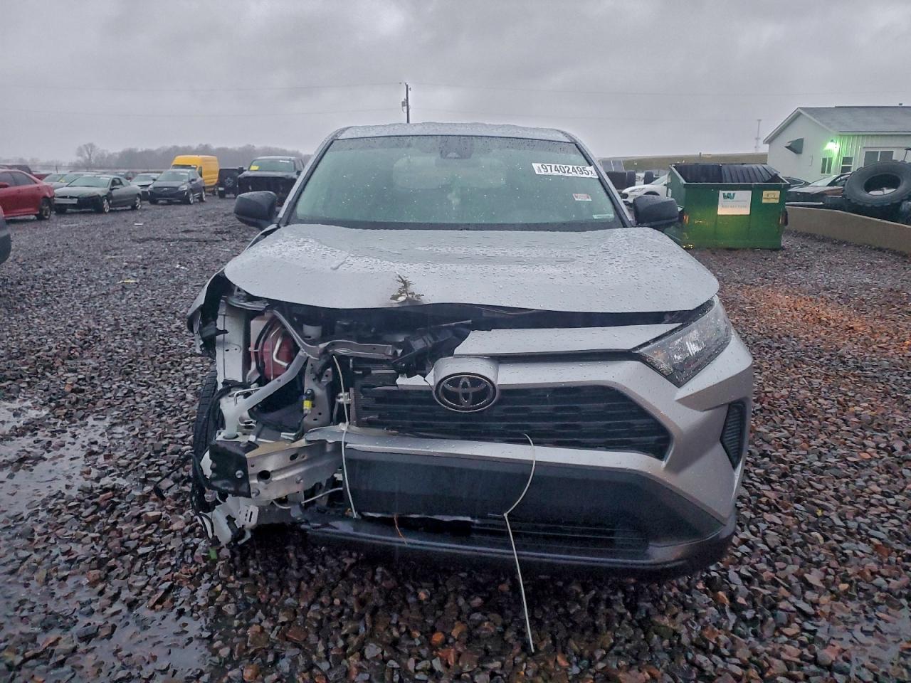 2022 TOYOTA RAV4 LE photo 9