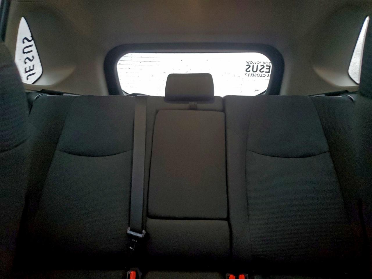 2022 TOYOTA RAV4 LE photo 19