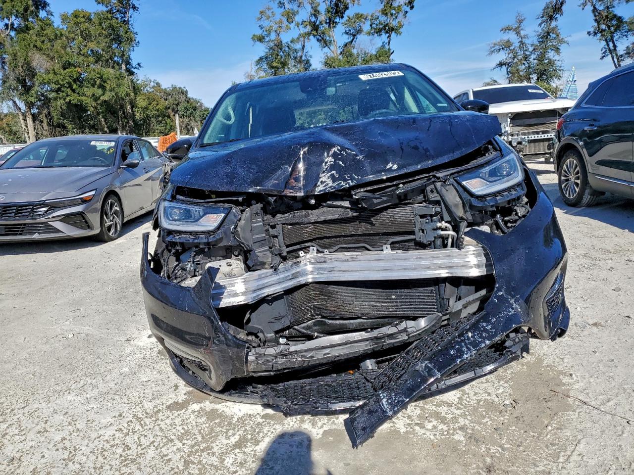 2024 CHRYSLER PACIFICA TOURING L photo 5