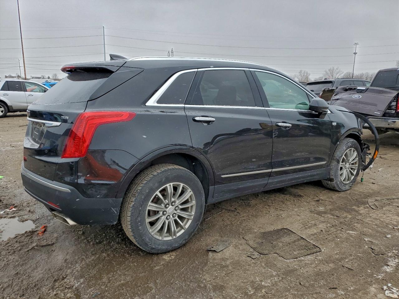 2018 CADILLAC XT5 LUXURY photo 3