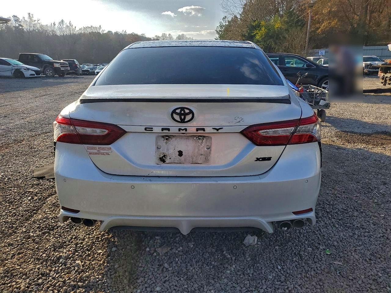2018 TOYOTA CAMRY XSE photo 11