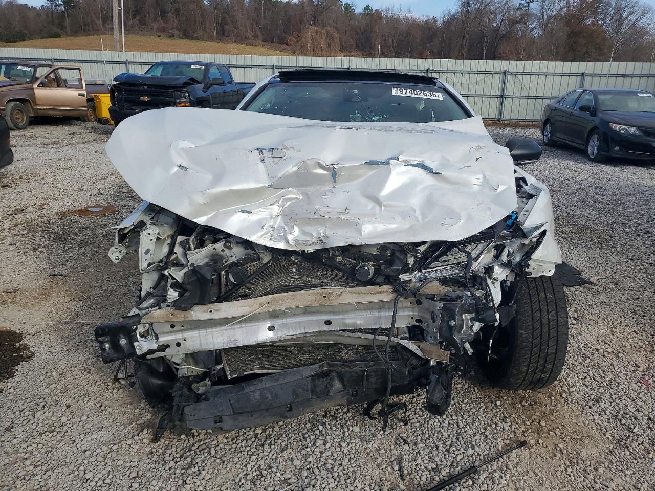 2018 TOYOTA CAMRY XSE photo 9