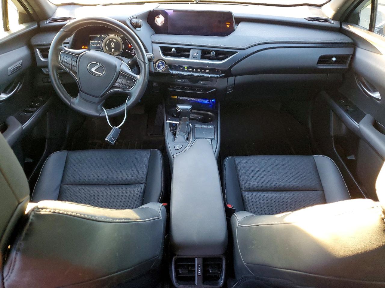 2019 LEXUS UX 250H photo 8