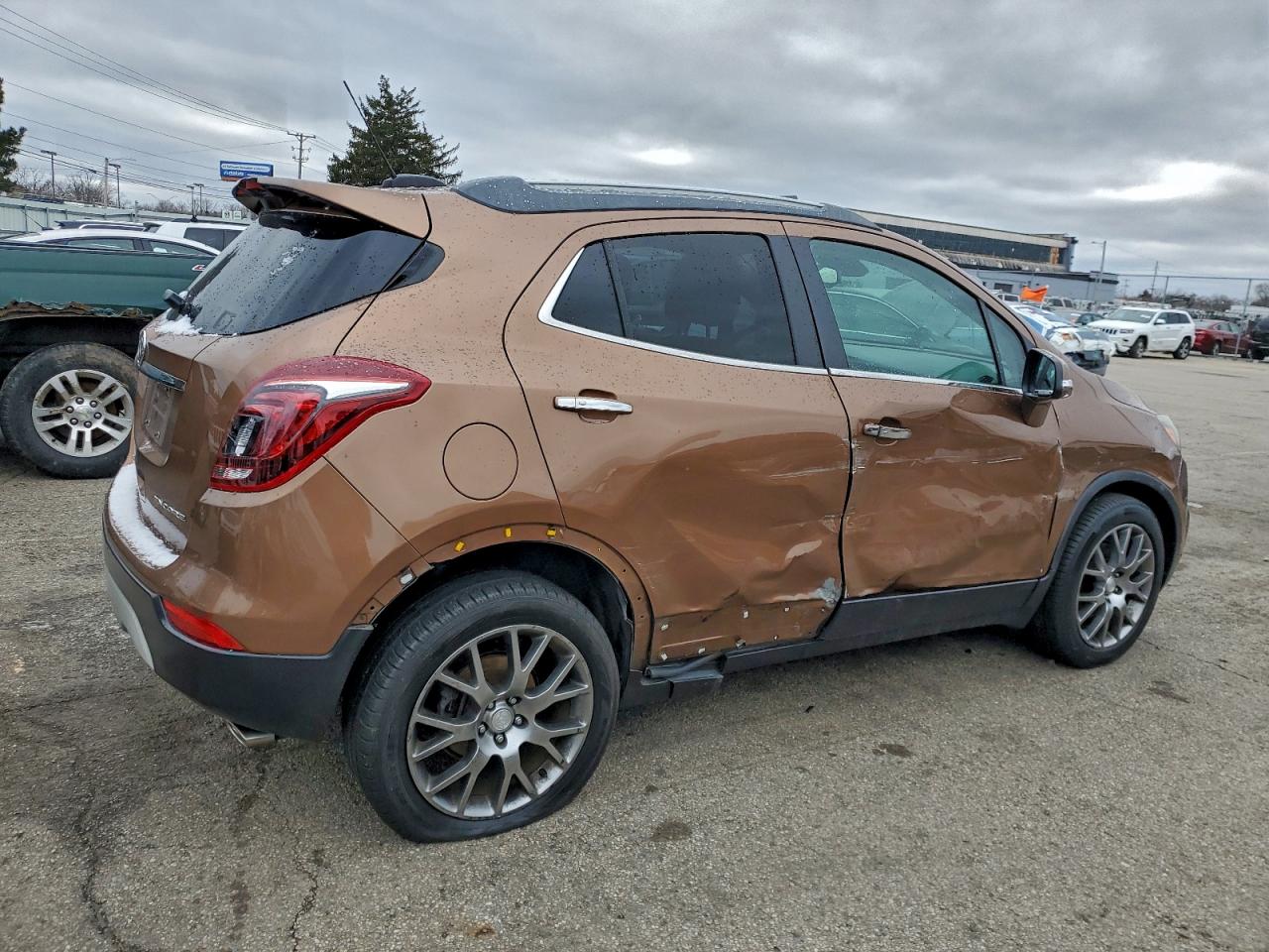 2017 BUICK ENCORE SPORT TOURING photo 3