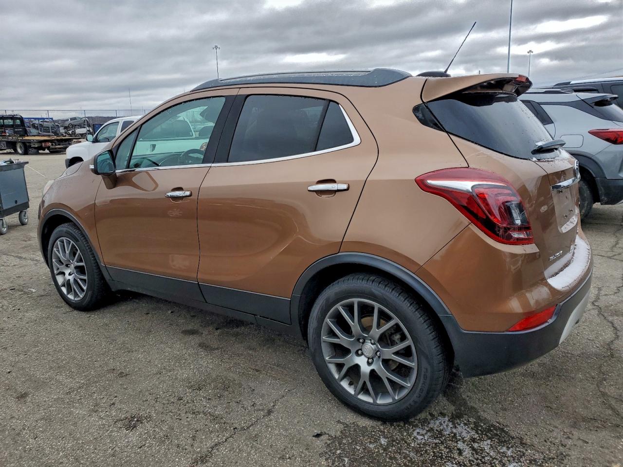 2017 BUICK ENCORE SPORT TOURING photo 2
